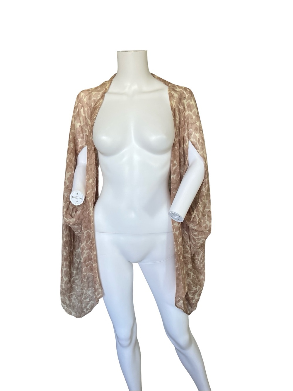 Winter Kate Vintage Silk Leoparrd Print Shawl Lightweight Topper Size Medium